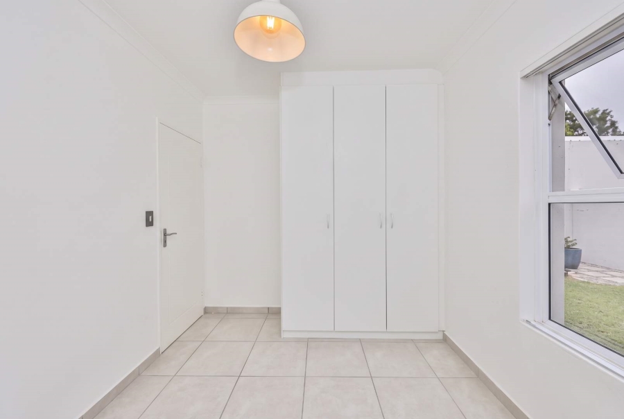 To Let 3 Bedroom Property for Rent in Sunningdale Western Cape